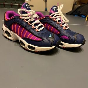 Nike Air Max Tailwind womens Size 5.5